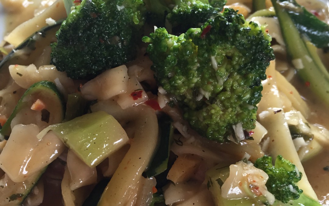 Tagliatelle mit Kokos-Ingwer-Sauce