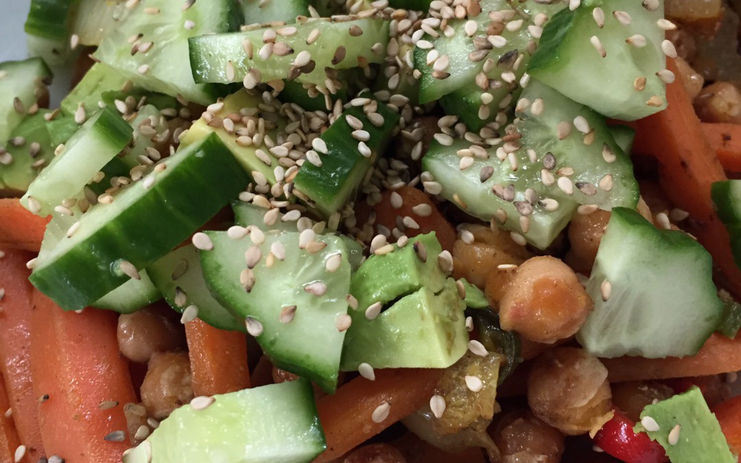 Kichererbsen knusprig mit karamellisierten Möhren