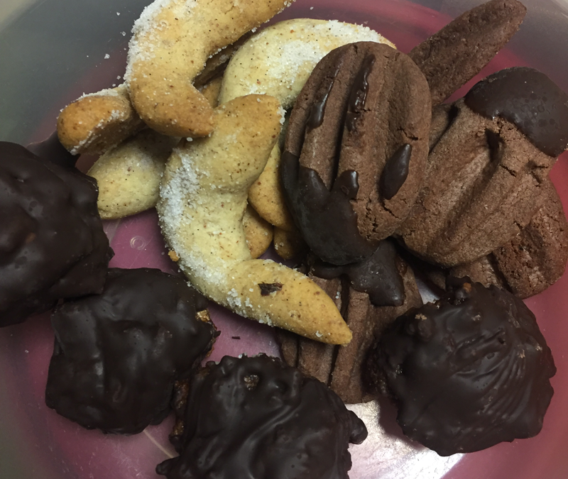 Schokotatzen und Vanillekipferl